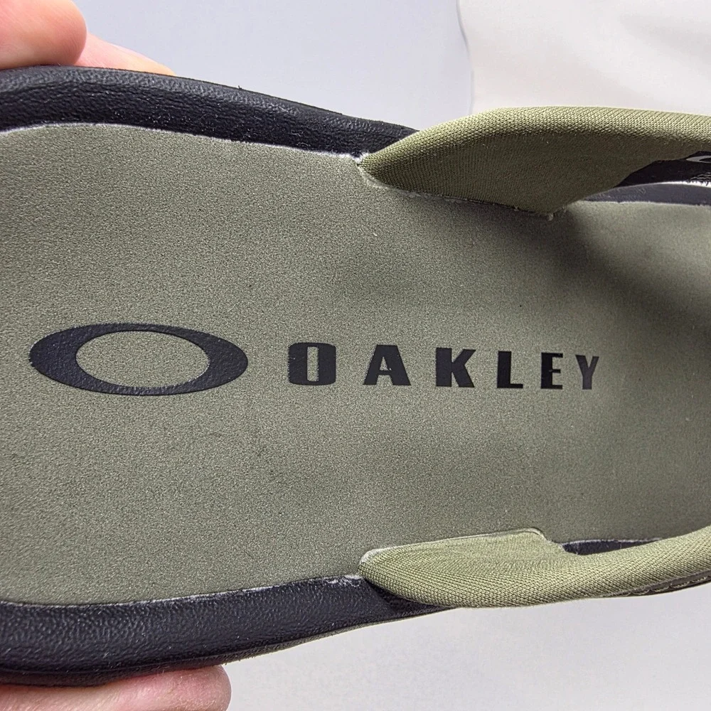 Oakley Operative 2.0 Sandals Mens 9 Flip Flops Olive Green Gray FOF100418 EX